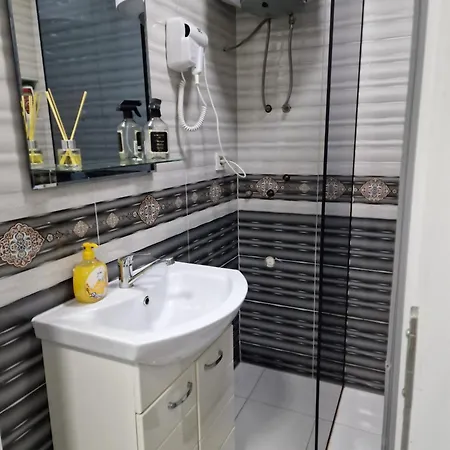 M & M Apartment